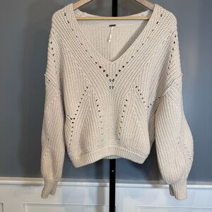 Free People Boho Cream Chunky Knit V-Neck Oversized Sweater XS‎